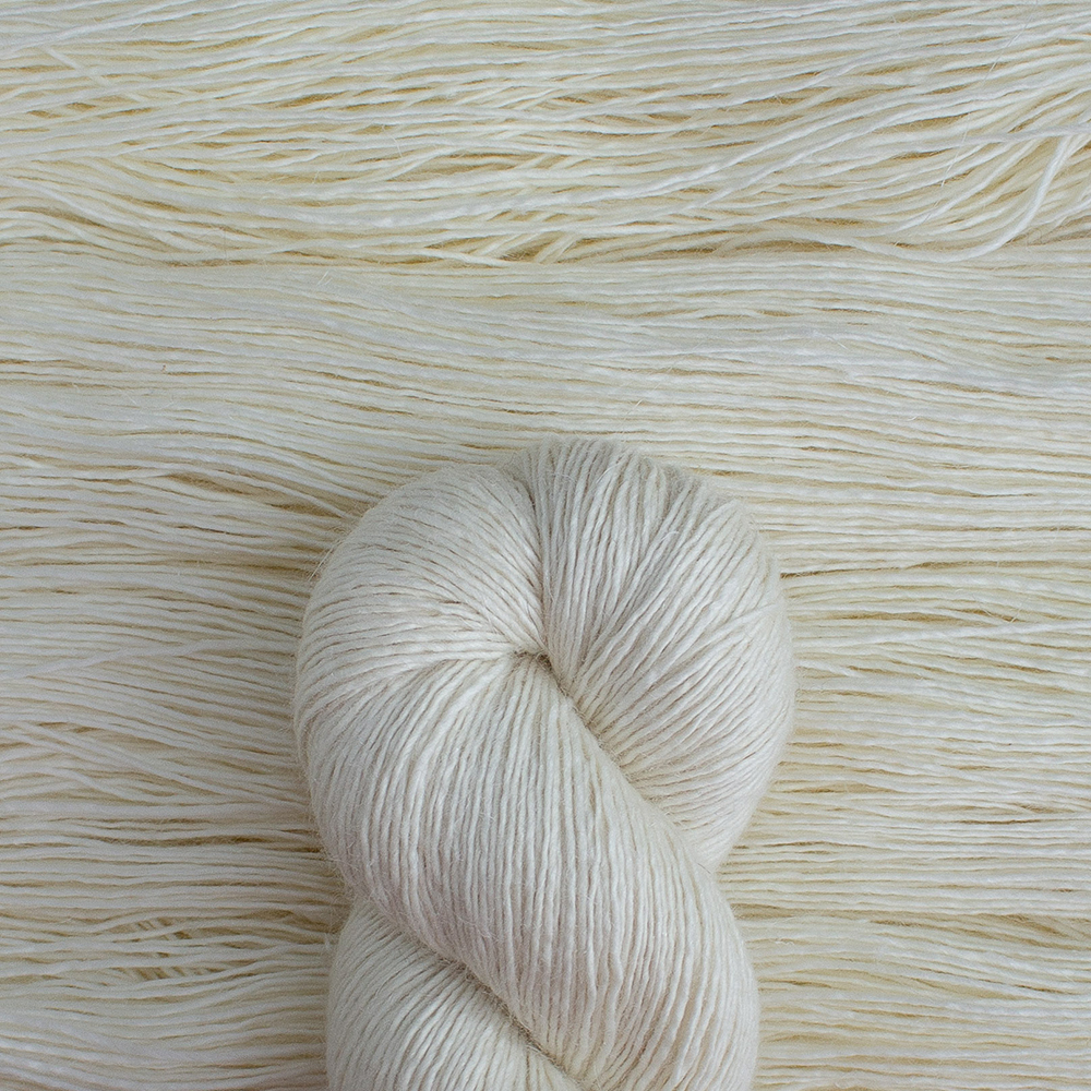 Linen Junkie - Sport - 10 skeins per bag - Superwash Merino & Linen